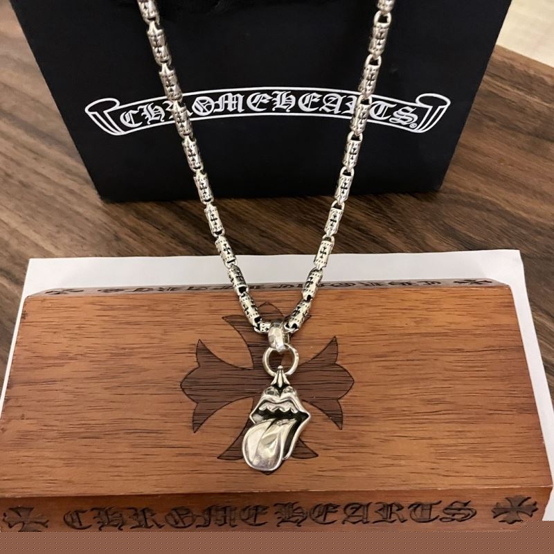 Ch**me He**ts necklaces